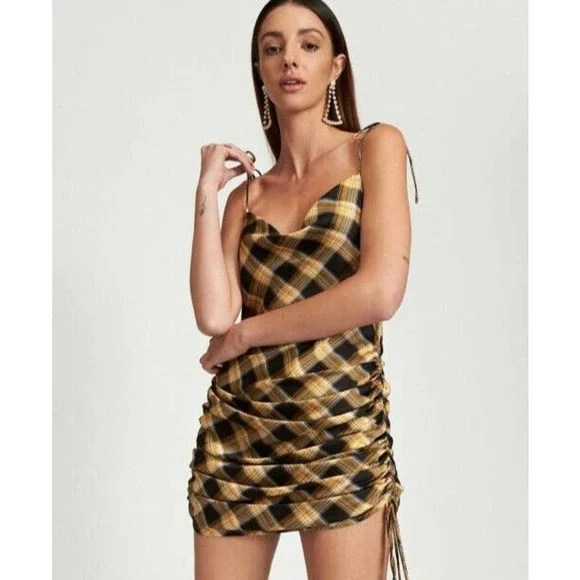 slim fit dress slacks LIONESS St Tropez Maxi Dress Gold